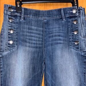 Women's High Rise Button-Up Jeans